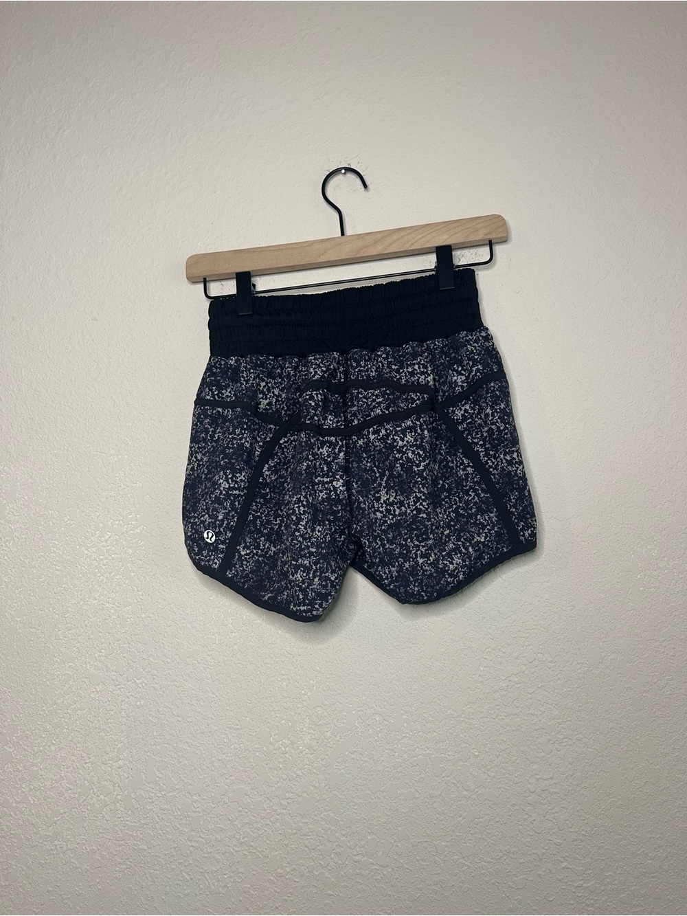 Lululemon Blue Speckled Shorts Size 4
